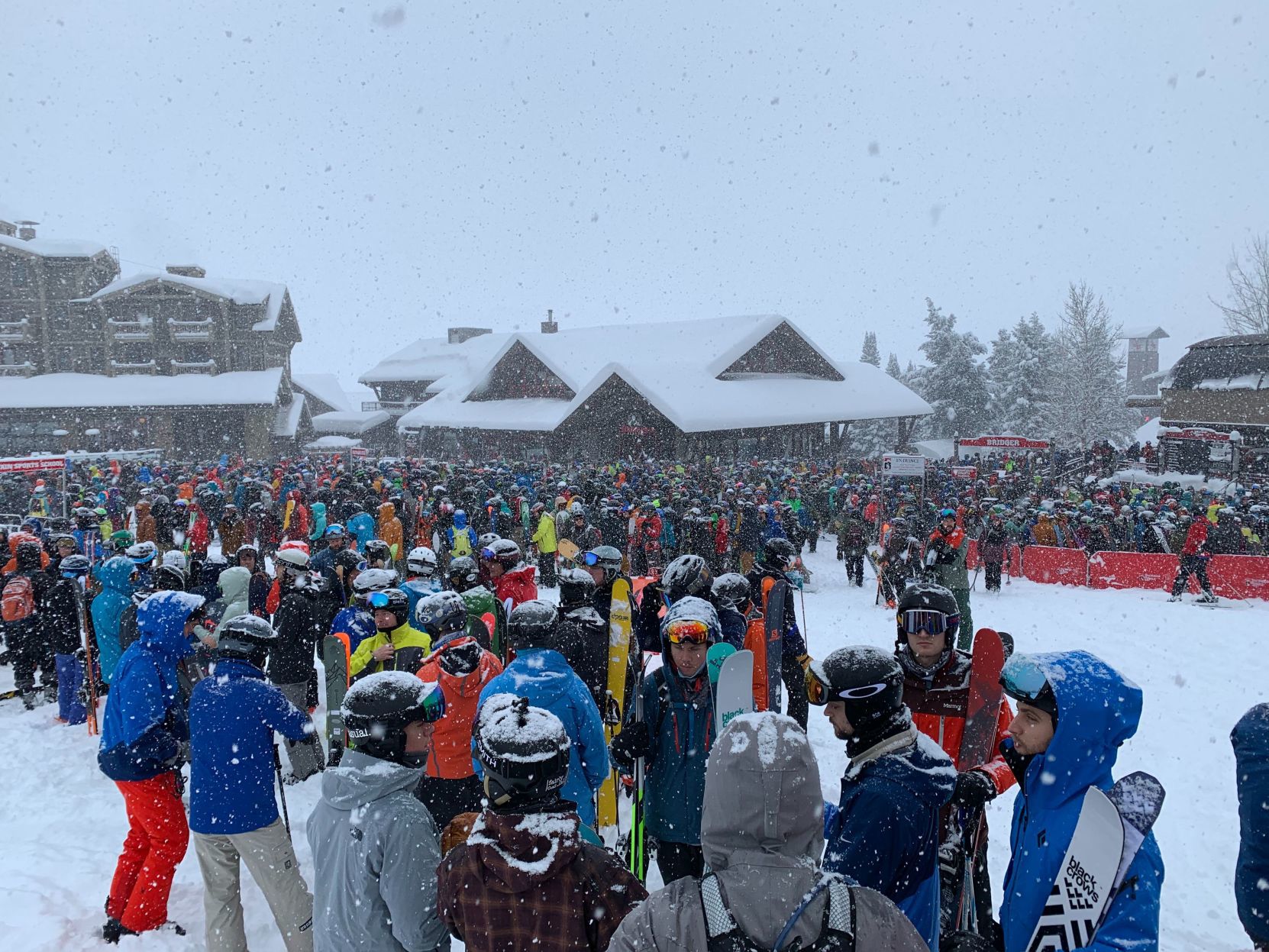 Crowds ready for pow at Jackson Hole Mountain Resort